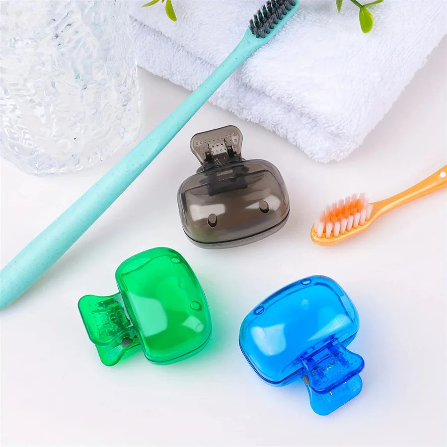 2-piece Travel Toothbrush Cover - Sanitary and Breathable Toothbrush Protective Cover, Waterproof and Reusable for Bathroom and Portable Use (BPA Free Plastic, Compact Buckle Design) Color Random